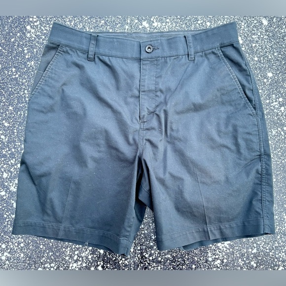 Nike Dri-Fit Golf Shorts Size 34 Black - Picture 1 of 4